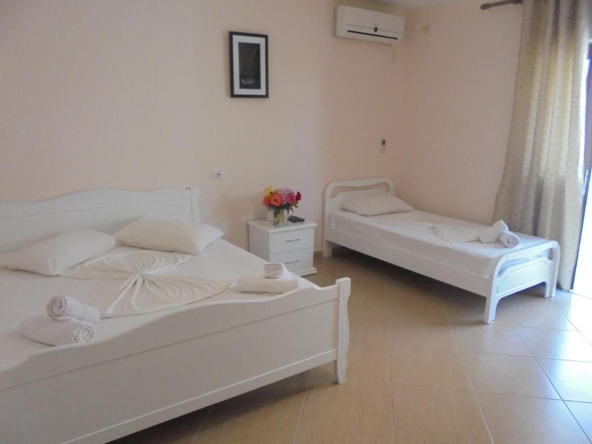 Zacaj Hotel Ksamil Exterior photo