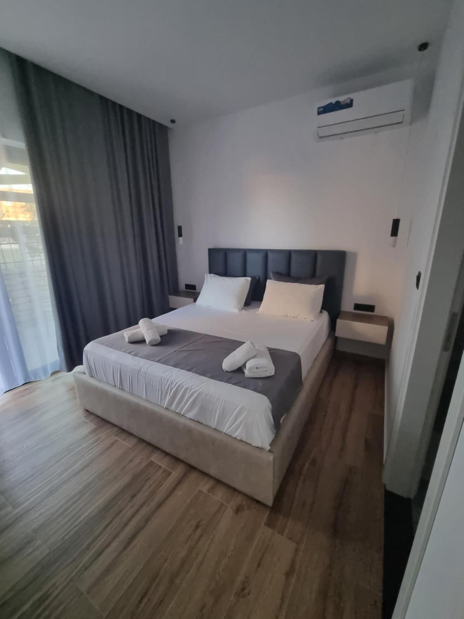 Zacaj Hotel Ksamil Exterior photo