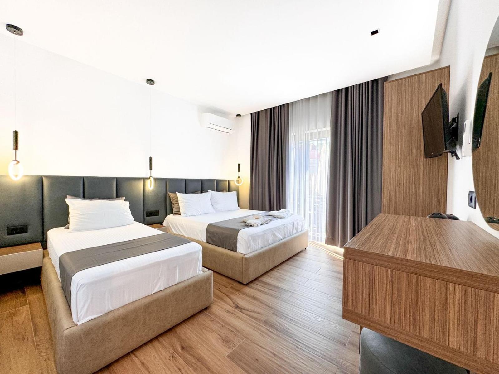 Zacaj Hotel Ksamil Exterior photo